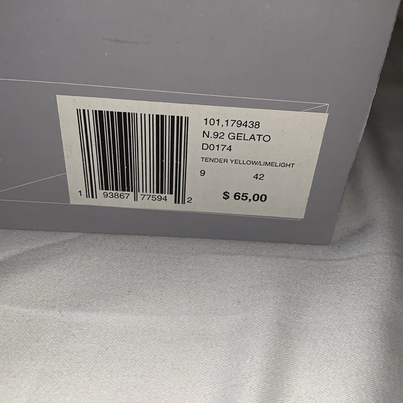 BNWT DIADORA Yellow Gelato Sneakers - Picture 5 of 8